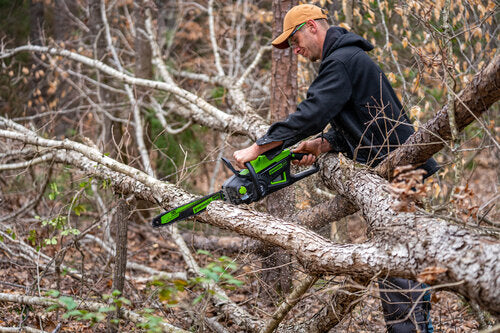 Greenworks 60V Pro Brushless Chainsaw (16")
