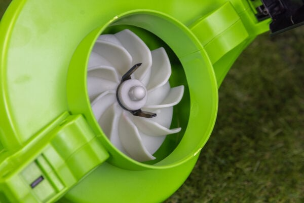 Greenworks 60V Pro Leaf Blower Vacuum – 520 CFM – 883m3/hr