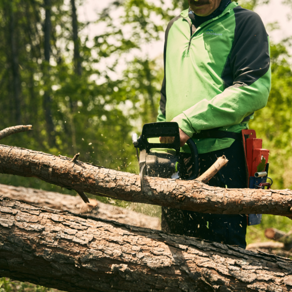 Greenworks 82V - 2.7kW Chainsaw 18" - Skin Only