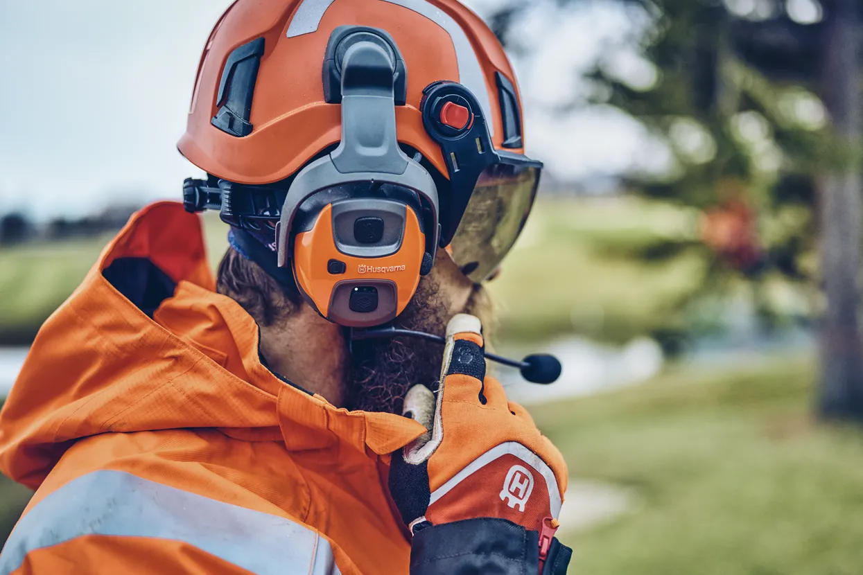 Husqvarna X-COM Active - Helmet Mount Earmuffs
