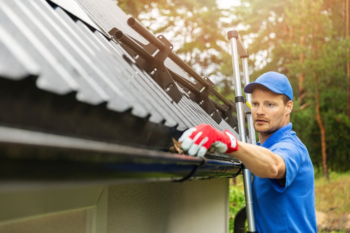 Top 10 Gutter Cleaning Tips