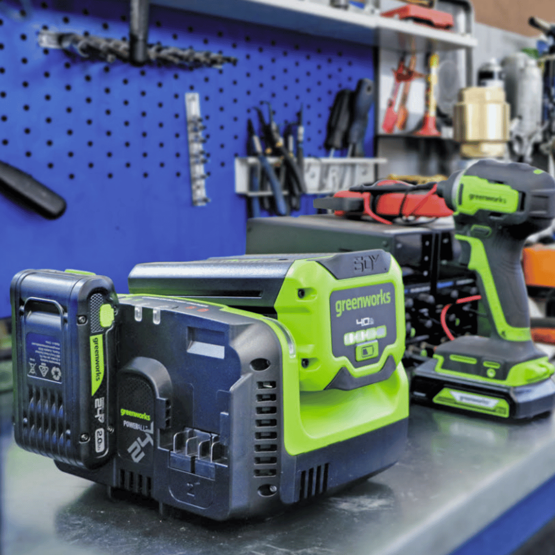 Greenworks 24V & 60V Dual Voltage Charger