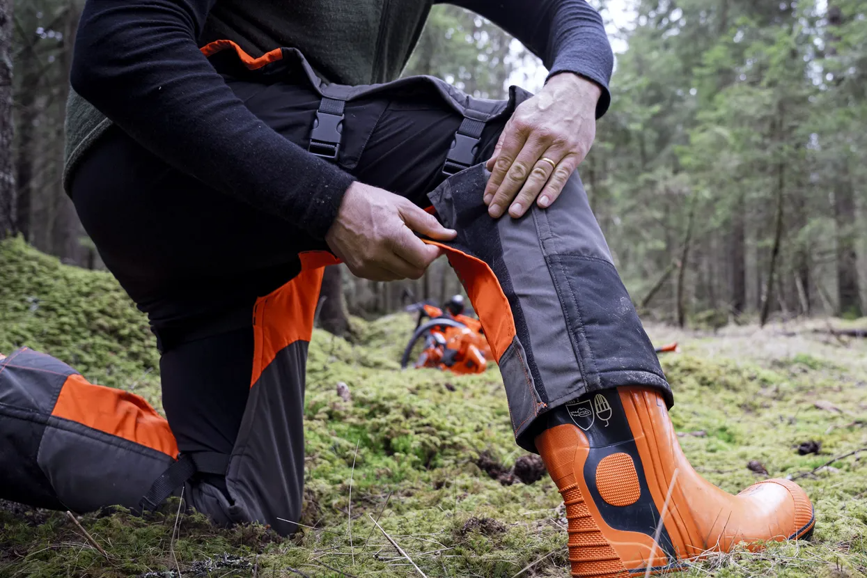 Husqvarna Chaps - Functional